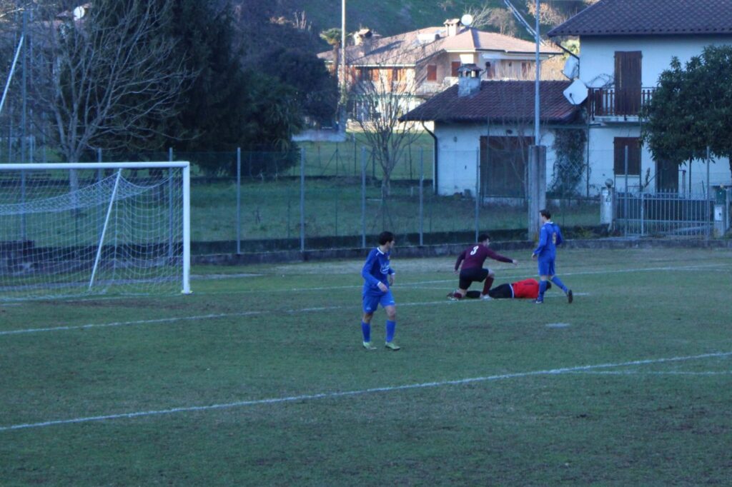 ARZINO-COLLOREDO 2-3(30)